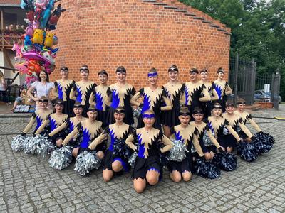 Alt="Zdjęcie przedstawia Juniorki z Zespołu Tańca Mażoretkowego Copacabana"