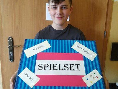 Alt="Uczniowie szkoły odnieśli sukces w I Wojewódzkim Konkursie Artystyczno-Językowym ,,Spielfabrik"."