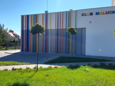 Alt="Zdjęcie przedstawia budynek Gminnego Klubu Dziecięcego."