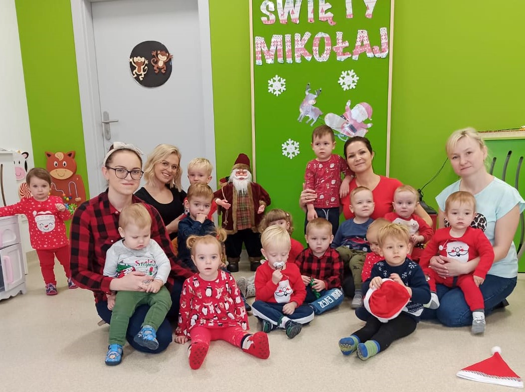 Alt="Zdjęcie przedstawia wychowanków Gminnego Klubu Dziecięcego."