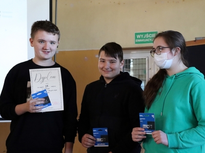 Alt="Zdjęcie przedstawia Turniej Wiedzy o Bezpiecznym Internecie - TWOBI dla klas starszych."