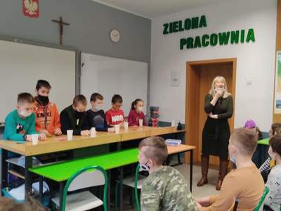 Alt="Zdjęcie przedstawia obchody DBI – Dzień Bezpiecznego Internetu w Ciasnej."
