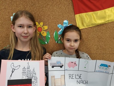 Alt="Zdjęcie przedstawia uczennice biorące udział w Spielfabrik – etap szkolny Konkursu Wojewódzkiego."