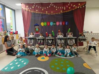 Alt="Zdjęcie przedstawia pasowanie w Klubie Malucha w Ciasnej."