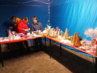 Alt="Zdjęcie przedstawia Mikołajki w Ciasnej."