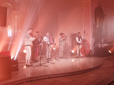 Alt="Zdjęcie przedstawia Koncert Kolęd 2023 w Kościele w Zborowskim."