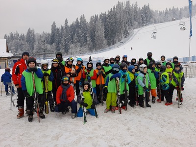 Alt="Wypoczynek w czasie ferii zorganizowany przez Klub Sportowy Rybak Ciasna."