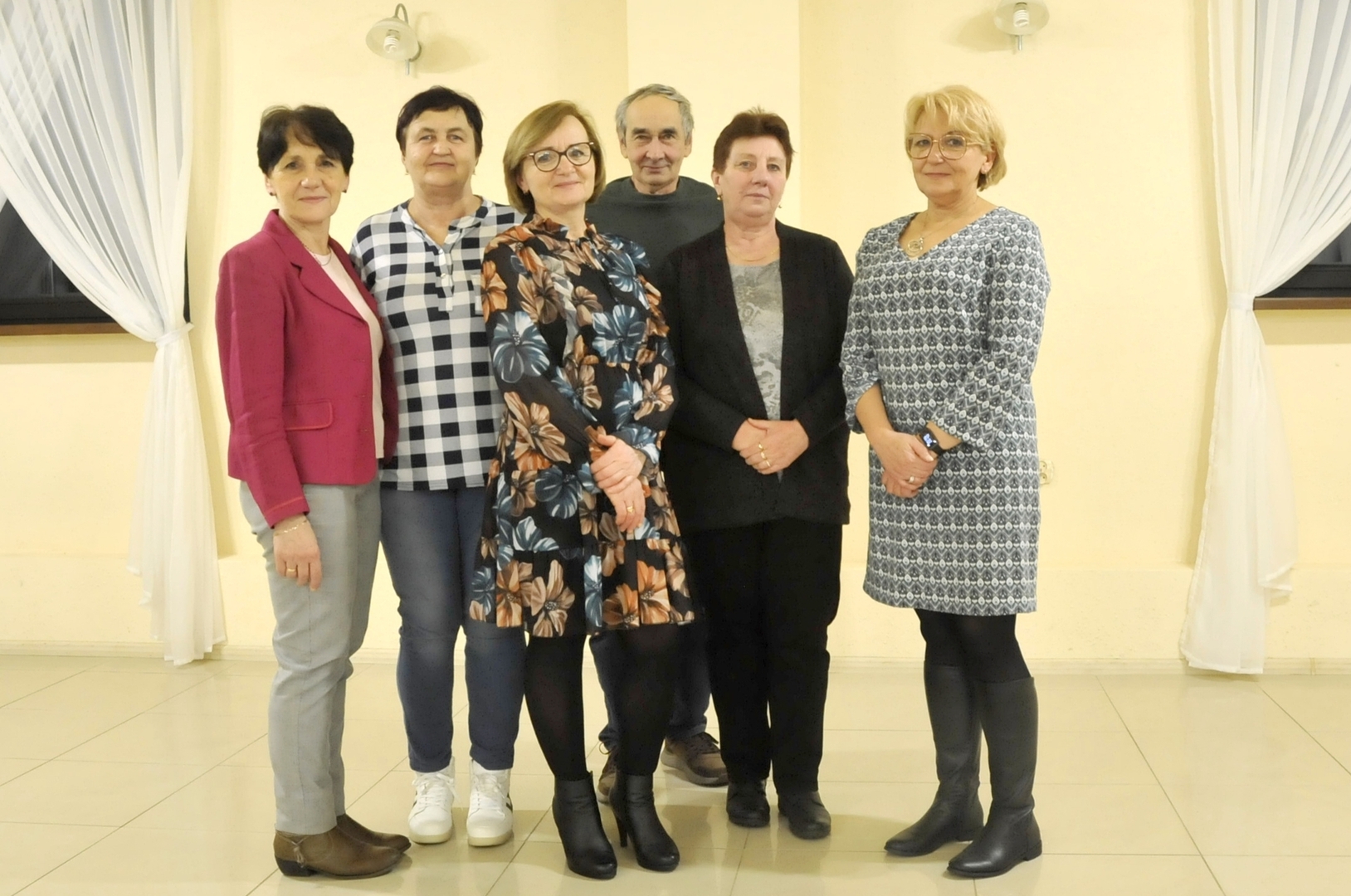 Alt="Zdjęcie przedstawia przedstawicieli Rady Sołeckiej wraz z Panią Sołtys Teresą Królik, Ciasna"