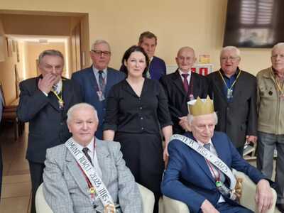 Alt="Zdjęcie przedstawia Dzień Mężczyzny w Dziennym Domu Seniora +."