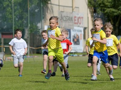 Alt="Zdjęcie przedstawia zawody przedszkolaków „SPRINTEM DO MARATONU”. Foto: R.Gruca"
