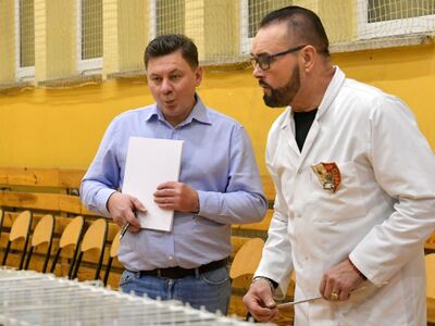 Alt="Zdjęcie z 48 Wystawy Gołębi Pocztowych w Ciasnej, autor: Radosław Gruca."