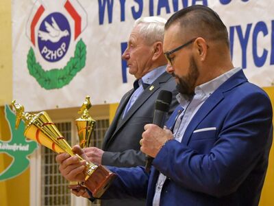 Alt="Zdjęcie z 48 Wystawy Gołębi Pocztowych w Ciasnej, autor: Radosław Gruca."