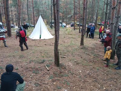 Alt="Zdjęcie przedstawia wydarzenia w Gminie Ciasna z okazji Dnia Niepodległości."