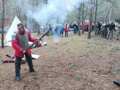 Alt="Zdjęcie przedstawia wydarzenia w Gminie Ciasna z okazji Dnia Niepodległości."