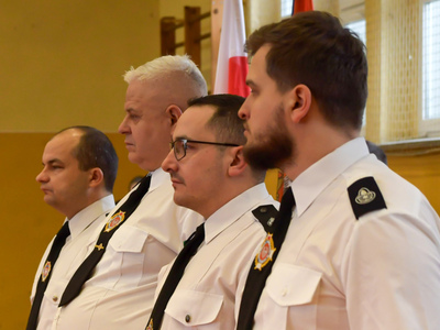 ALt="Zdjęcie przedstawia pierwsze Gminne Halowe Zawody sportowo-pożarnicze Młodzieżowych Drużyn Pożarniczych w Ciasnej. Fot. Radosław Gruca."