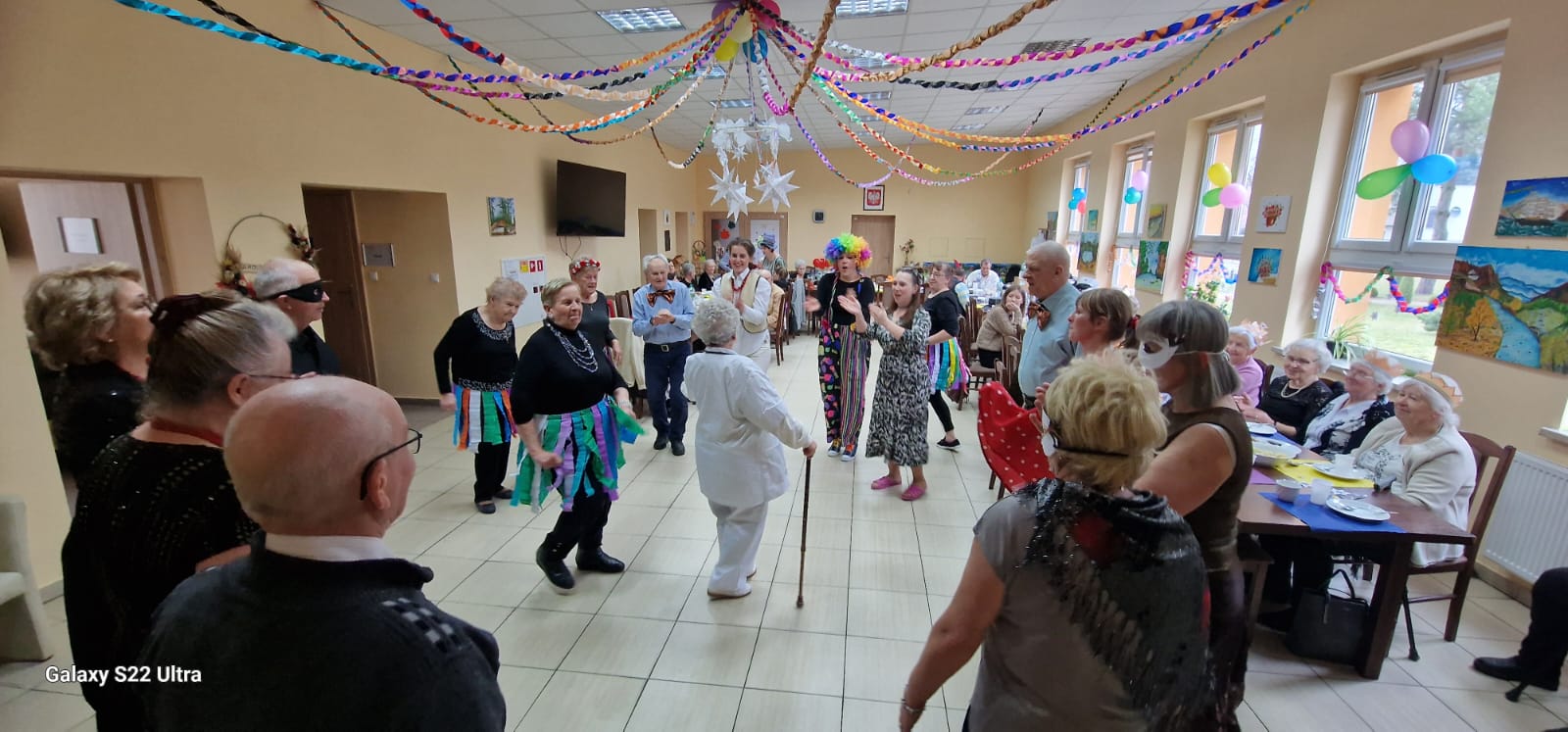 Alt="Zdjęcie przedstawia bal karnawałowy w DDS+ w Panoszowie."