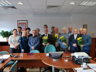 Alt:"Zdjęcie przedstawia Radnych Gminy Ciasna kadencji 2018-2024."