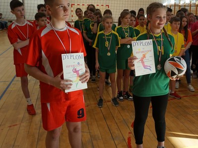 Zawody o Puchar Wójta Gminy Pniewy w minisiatkówce.
