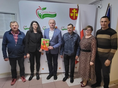 Podpisanie umowy z OSP Ciechlin.