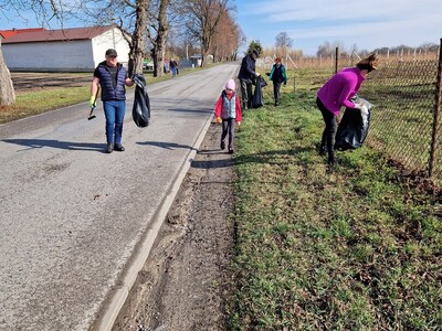 Sprzątanie w Michrowie