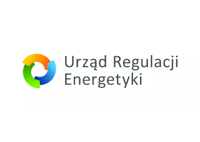 Logo URE. Koło utworzone z trzech odcinków w odcieniach zieleni, niebieskiego i pomańczowego.