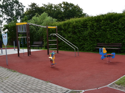 Wyremontowany plac zabaw