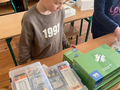 Szkoła Podstawowa Prace Małe