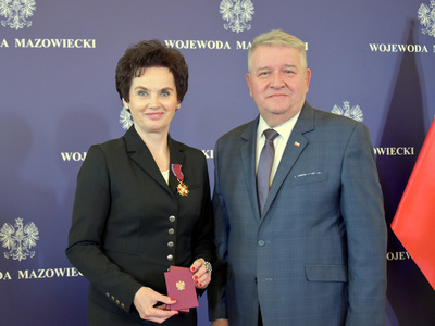 Barbara Galicz wraz z Wicewojewodą Mazowieckim Sylwestrem Dąbrowskim