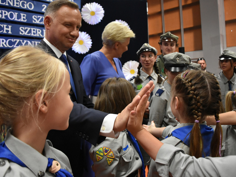 Zdjęcie z wizyty Prezydenta RP w ZS w Tarczynie