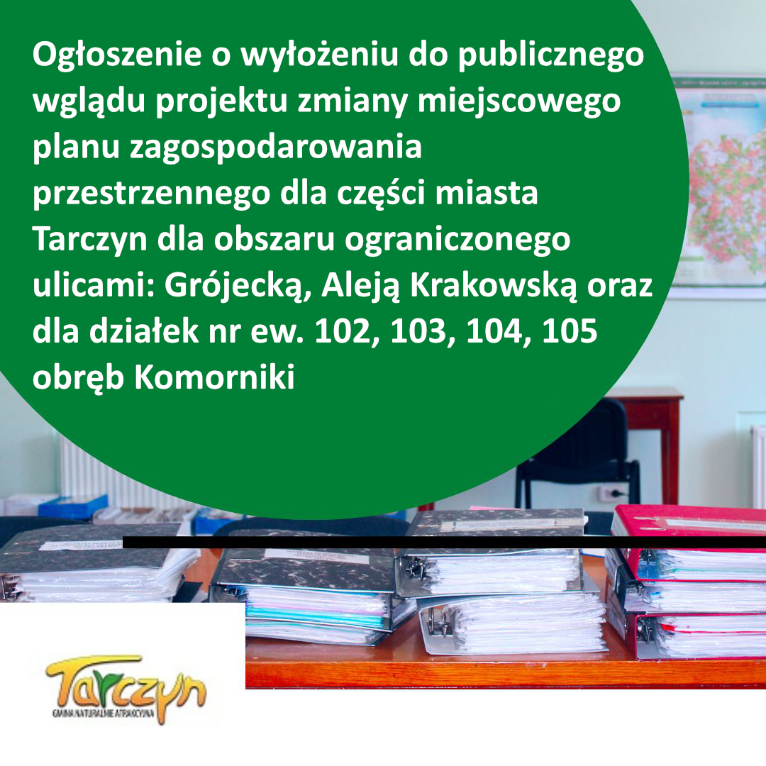 Zdjęcie przedstawia książki leżące na biurku