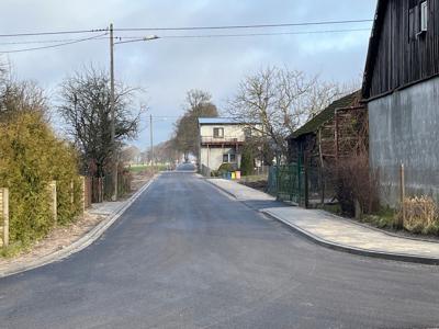 Przebudowa drogi powiatowej Brzeście-Janiewice i dalej w kierunku Chomca