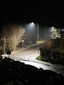 Oświetlenie uliczne wzdłuż drogi na kolonię we Wrześnicy