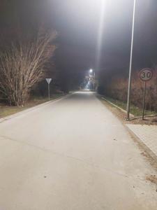 Oświetlenie uliczne wzdłuż drogi na kolonię we Wrześnicy