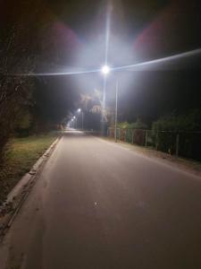 Oświetlenie uliczne wzdłuż drogi na kolonię we Wrześnicy