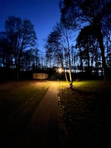 Oświetlenie cmentarza komunalnego w Żukowie i terenów przykościelnych