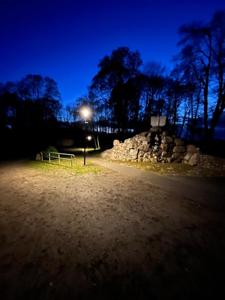 Oświetlenie cmentarza komunalnego w Żukowie i terenów przykościelnych