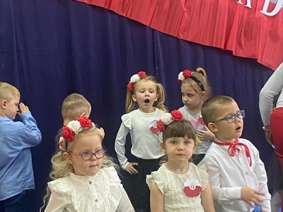 Obchody Święta Niepodległości w Przedszkolu Gminnym w Gwiazdowie