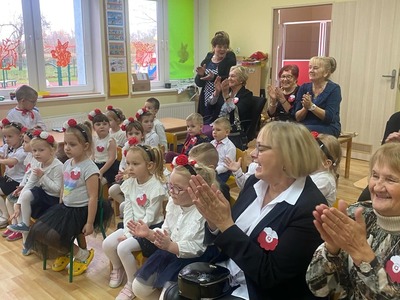 Obchody Święta Niepodległości w Przedszkolu Gminnym w Gwiazdowie