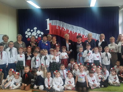 Obchody Święta Niepodległości w Przedszkolu Gminnym w Gwiazdowie