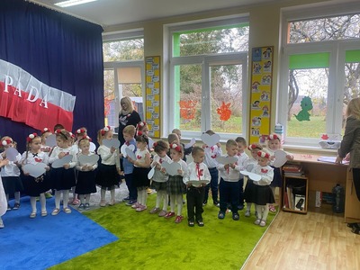 Obchody Święta Niepodległości w Przedszkolu Gminnym w Gwiazdowie