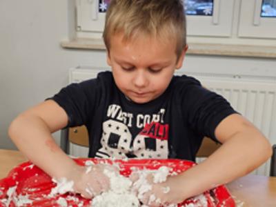 W Świetlicy Środowiskowej Gminy Sławno, odbyły się warsztaty sensoryczne
