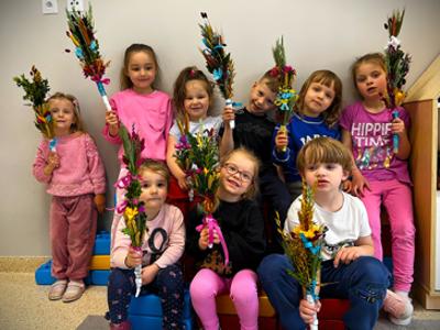 Radość tworzenia i magia świąt – przedszkolaki z Przedszkola Gminnego w Gwiazdowie filia Boleszewie w akcji!