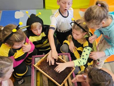 Świetlica Środowiskowa Gminy Sławno przypomina nam jak ważne są pszczoły w całym ekosystemie 