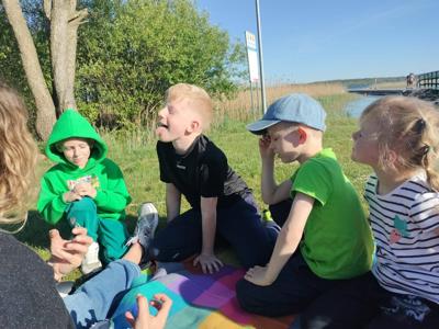 Piknik ze smakowymi doświadczeniami w placówce wsparcia dziennego w Łętowie 