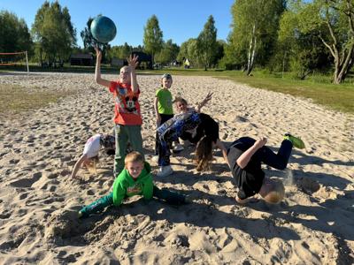 Piknik ze smakowymi doświadczeniami w placówce wsparcia dziennego w Łętowie 