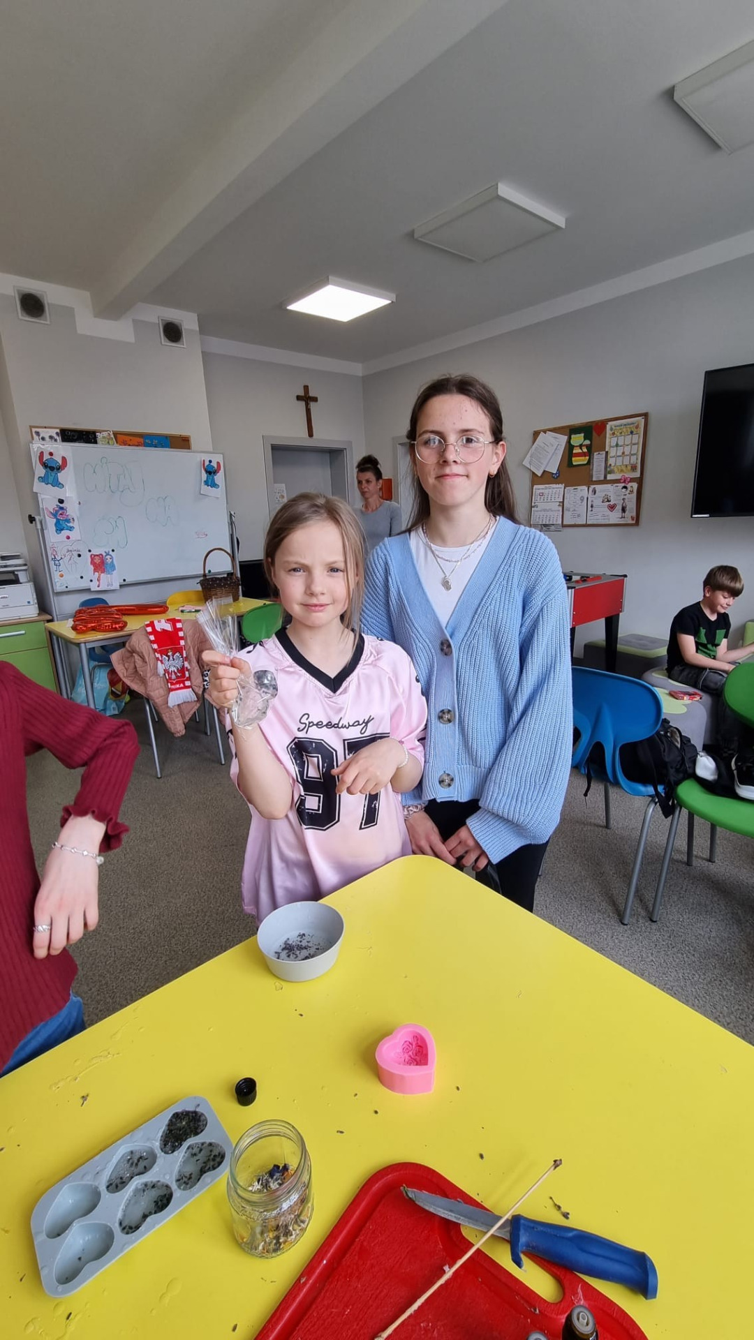 Świetlica w Żukowie pachnie… miłością do Mam!