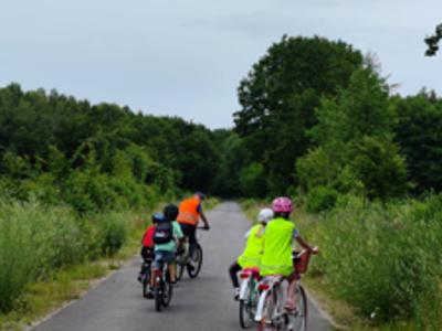 Rowerowy rajd dzieci z Radosławia – zdrowie, ruch i radość!