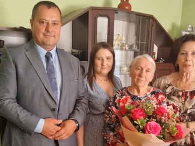 Wójt z wizytą u Jubilatki – świętowaliśmy 93. urodziny Pani Olgi