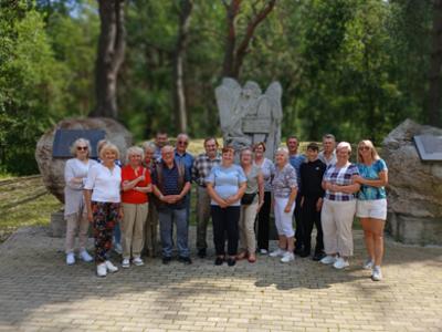 Śladami historii – seniorzy zwiedzają okolice Białogardu