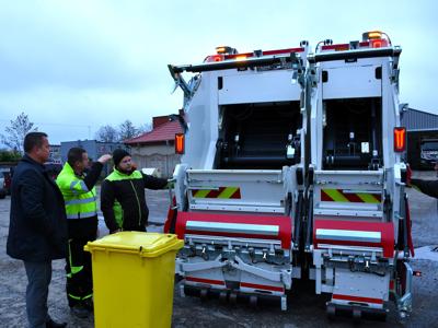 Dzięki wsparciu WFOŚiGW w Szczecinie "Komunalka" zyskała nowy pojazd!
